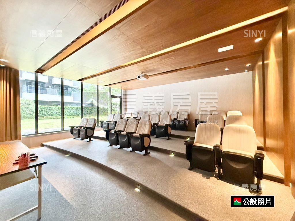 【專任】昭揚家頂樓露臺戶房屋室內格局與周邊環境