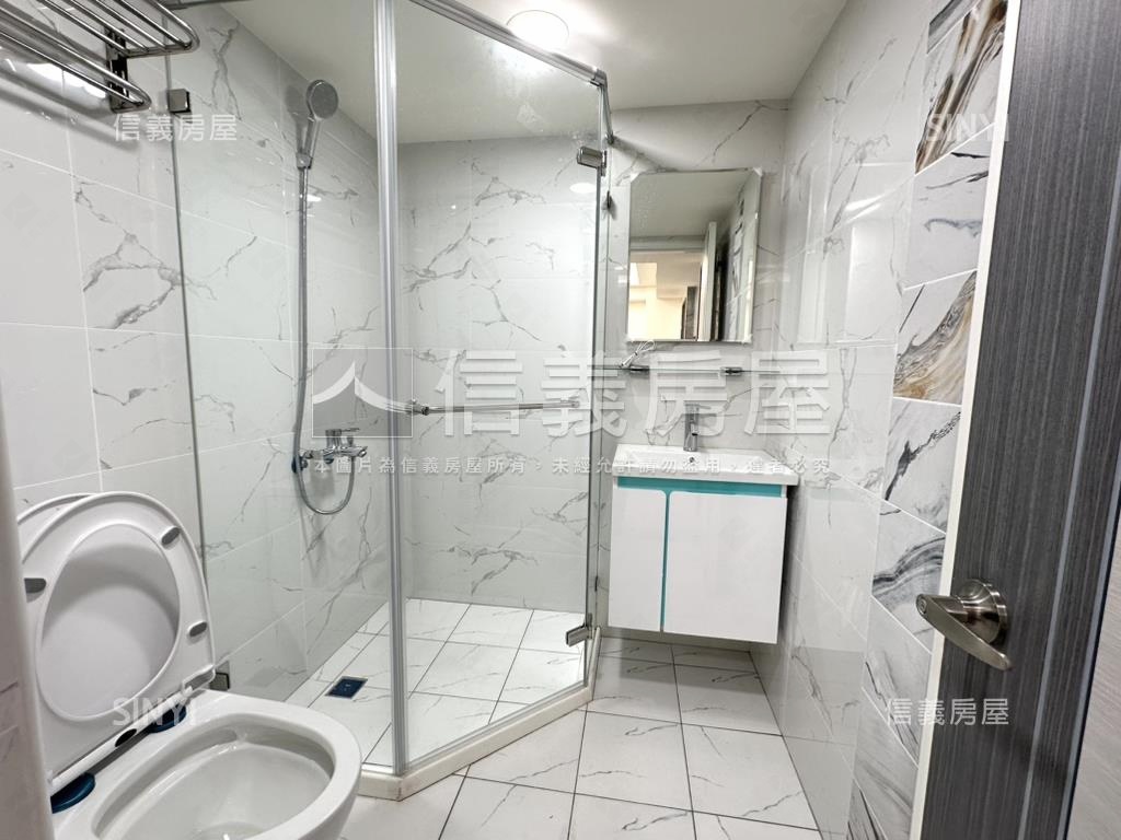 桃園新城裝潢美三房房屋室內格局與周邊環境