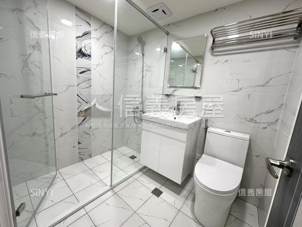 桃園新城裝潢美三房房屋室內格局與周邊環境