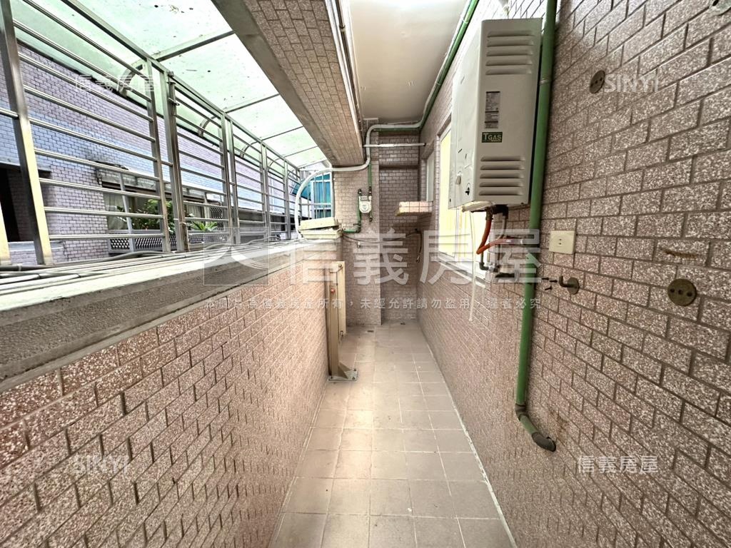 桃園新城裝潢美三房房屋室內格局與周邊環境