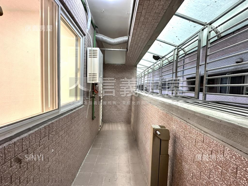 桃園新城裝潢美三房房屋室內格局與周邊環境