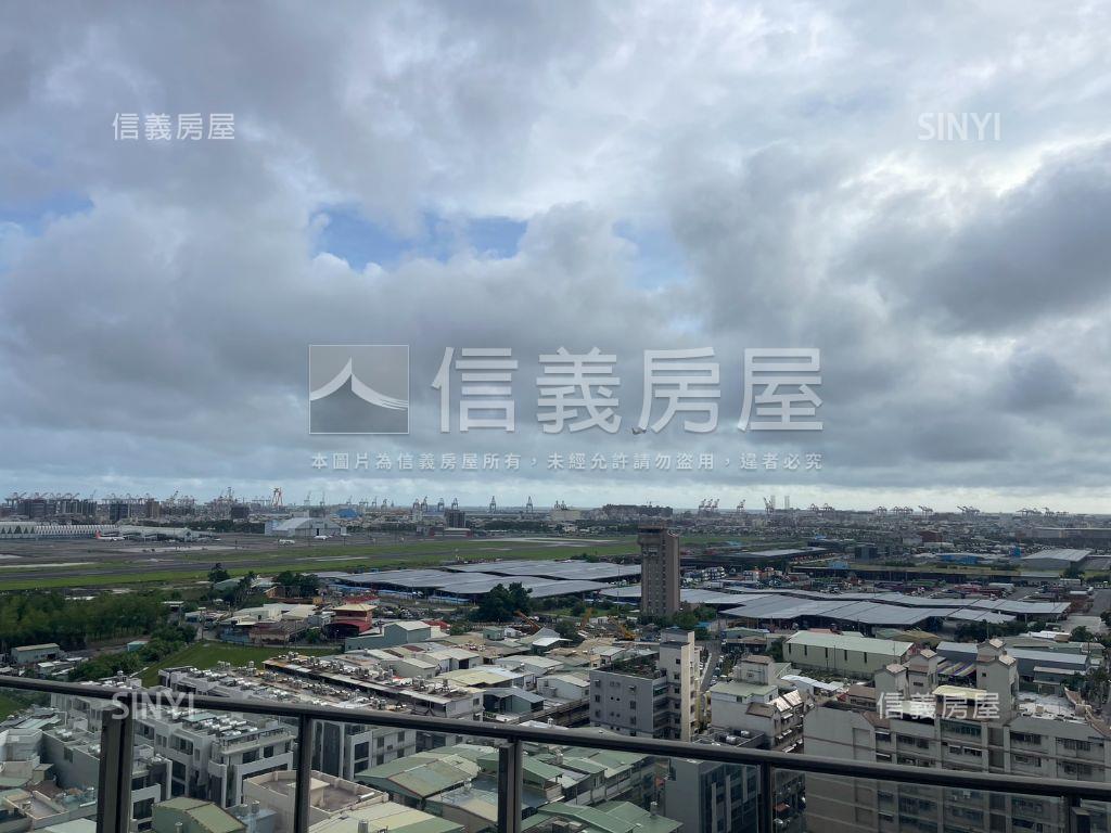 在家看飛機草悟道兩房車位房屋室內格局與周邊環境