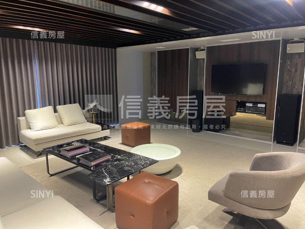 在家看飛機草悟道兩房車位房屋室內格局與周邊環境