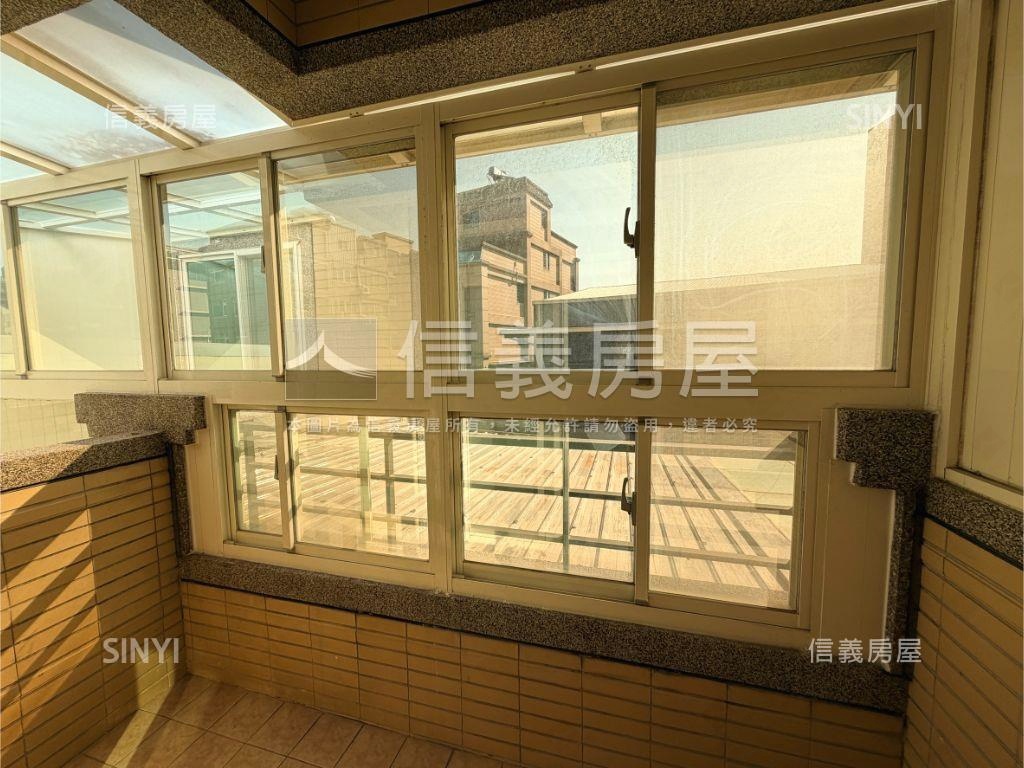 京華御墅電梯美墅房屋室內格局與周邊環境