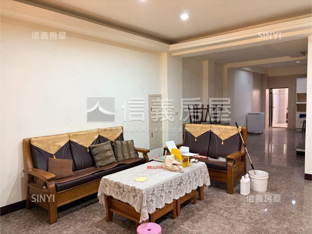 京華御墅電梯美墅房屋室內格局與周邊環境