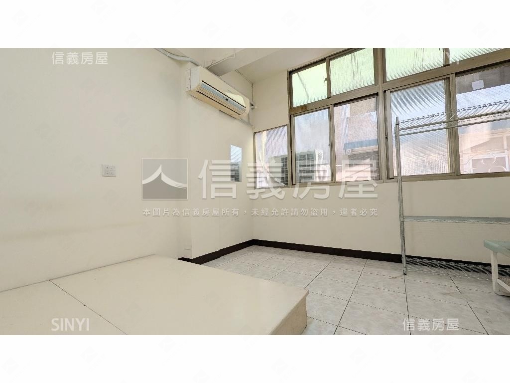 三重國小挑高二樓好邸房屋室內格局與周邊環境