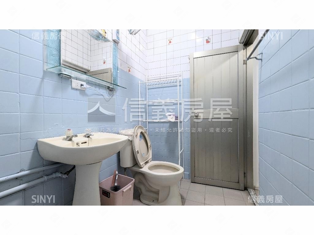 三重國小挑高二樓好邸房屋室內格局與周邊環境