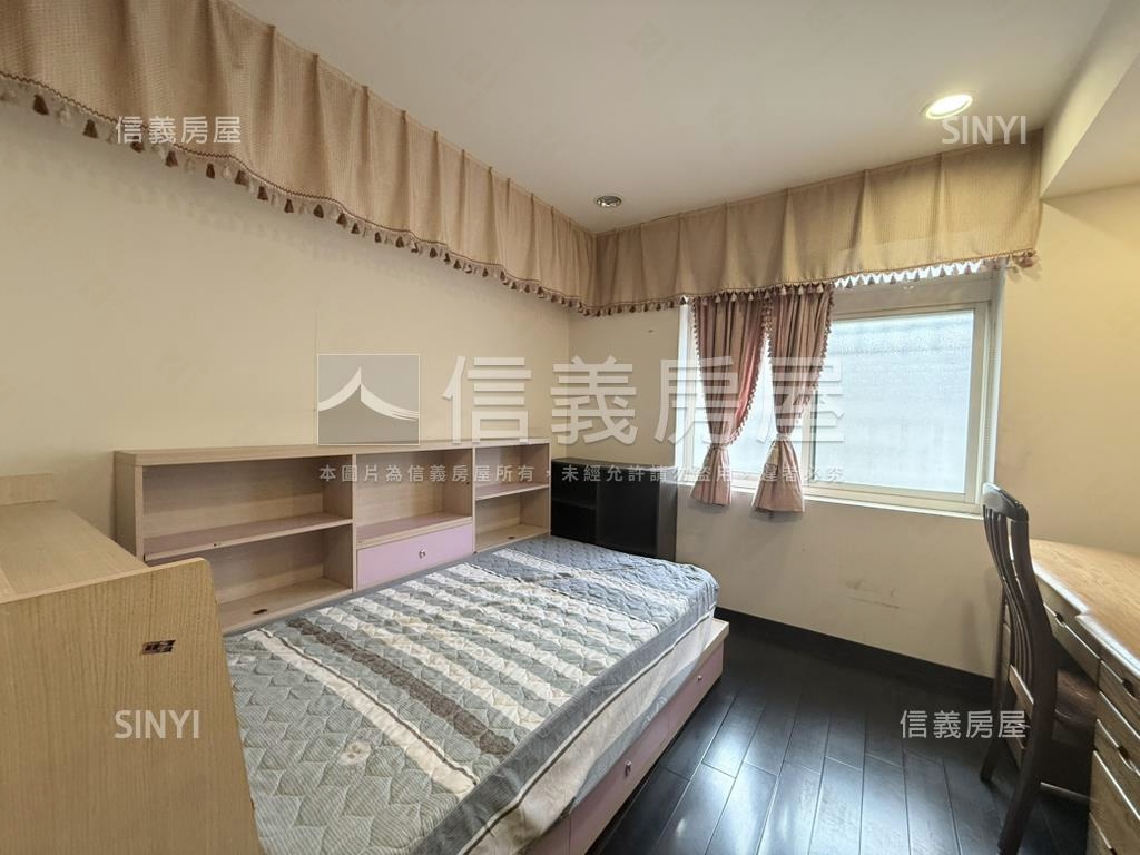 正民族路機能好屋房屋室內格局與周邊環境