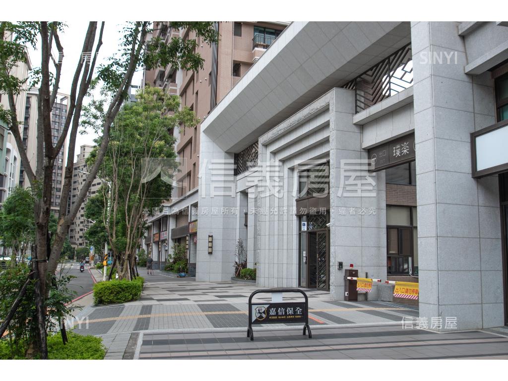 中路大店面雙車位房屋室內格局與周邊環境