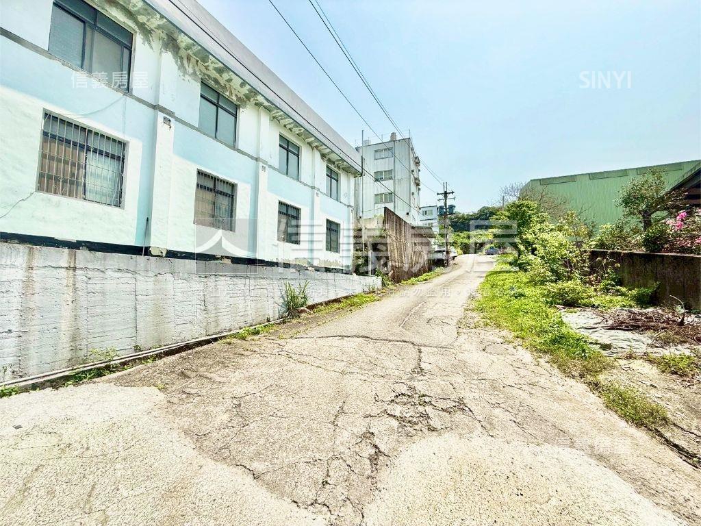 三峽方正土地丁建廠房房屋室內格局與周邊環境