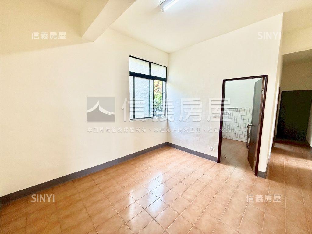 三峽方正土地丁建廠房房屋室內格局與周邊環境