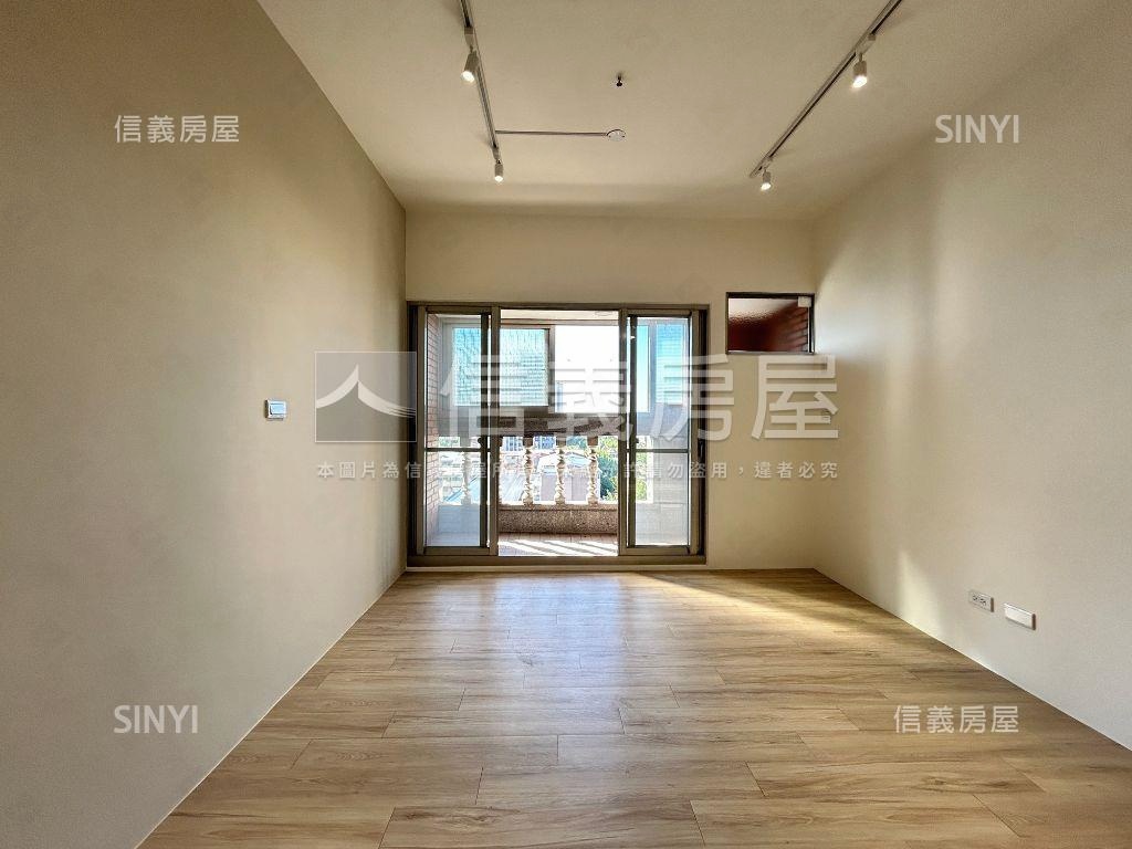 近興大順天建設三房附車位房屋室內格局與周邊環境