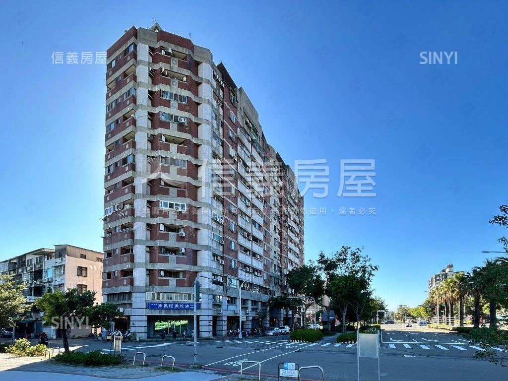 近興大順天建設三房附車位房屋室內格局與周邊環境