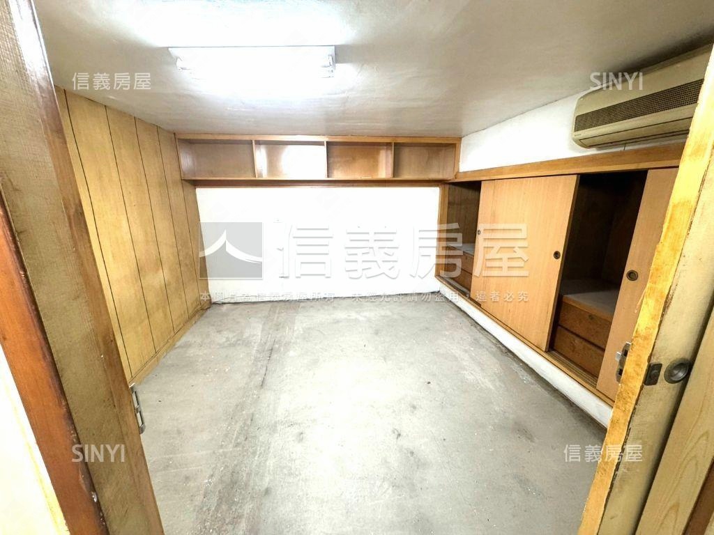 吳興街黃金店面房屋室內格局與周邊環境