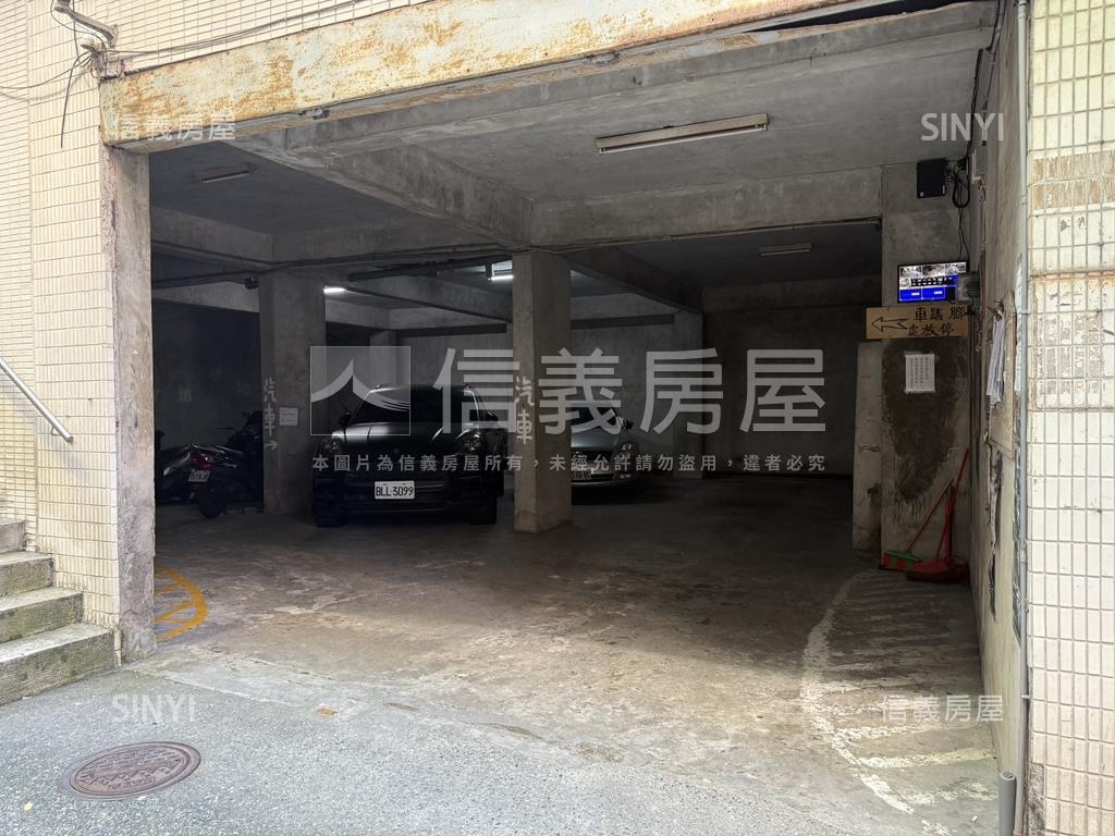 北醫公寓二樓金雞母房屋室內格局與周邊環境