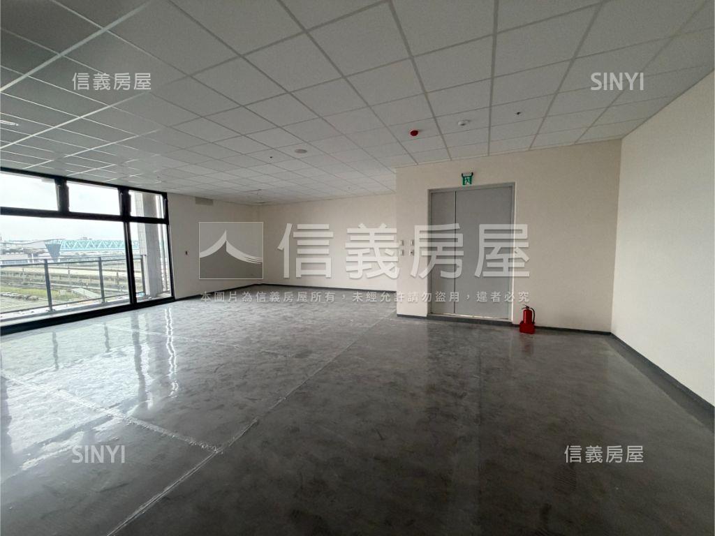 登陽ＩＣＣ商辦平面車位房屋室內格局與周邊環境
