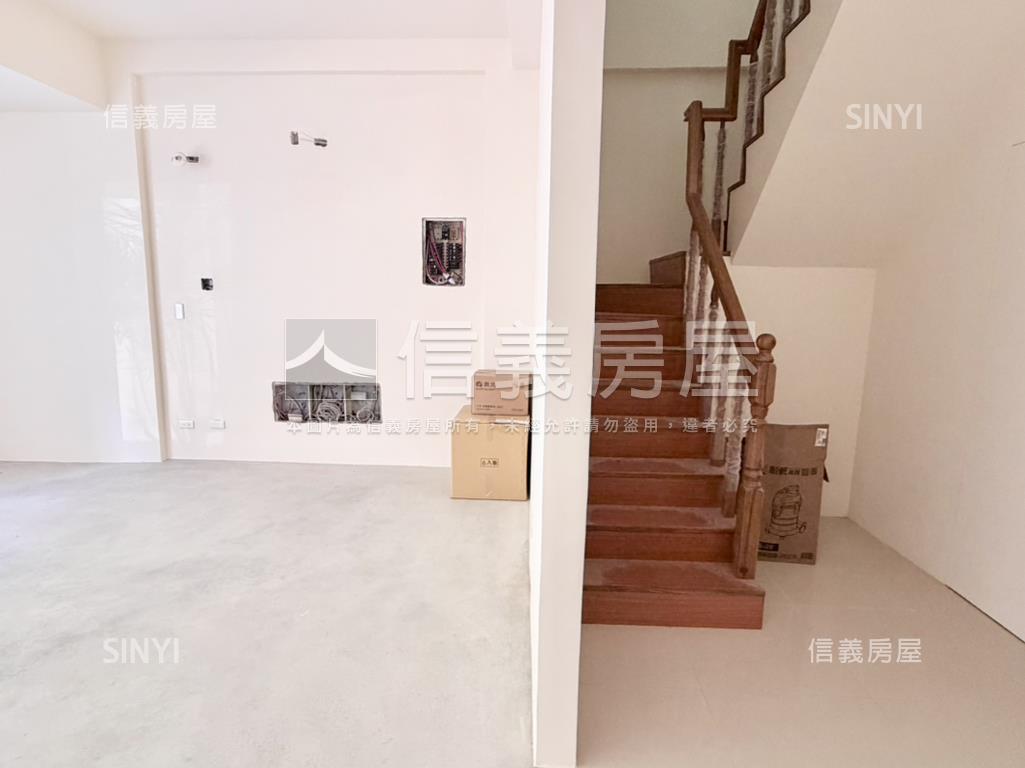 興福寮透天小別墅２４７房屋室內格局與周邊環境