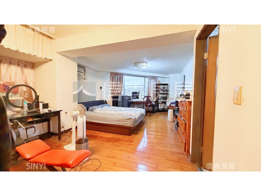 華國花園高樓２房平車房屋室內格局與周邊環境