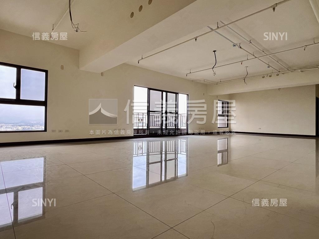 科技層峰企業豪邸楠梓－瀚房屋室內格局與周邊環境