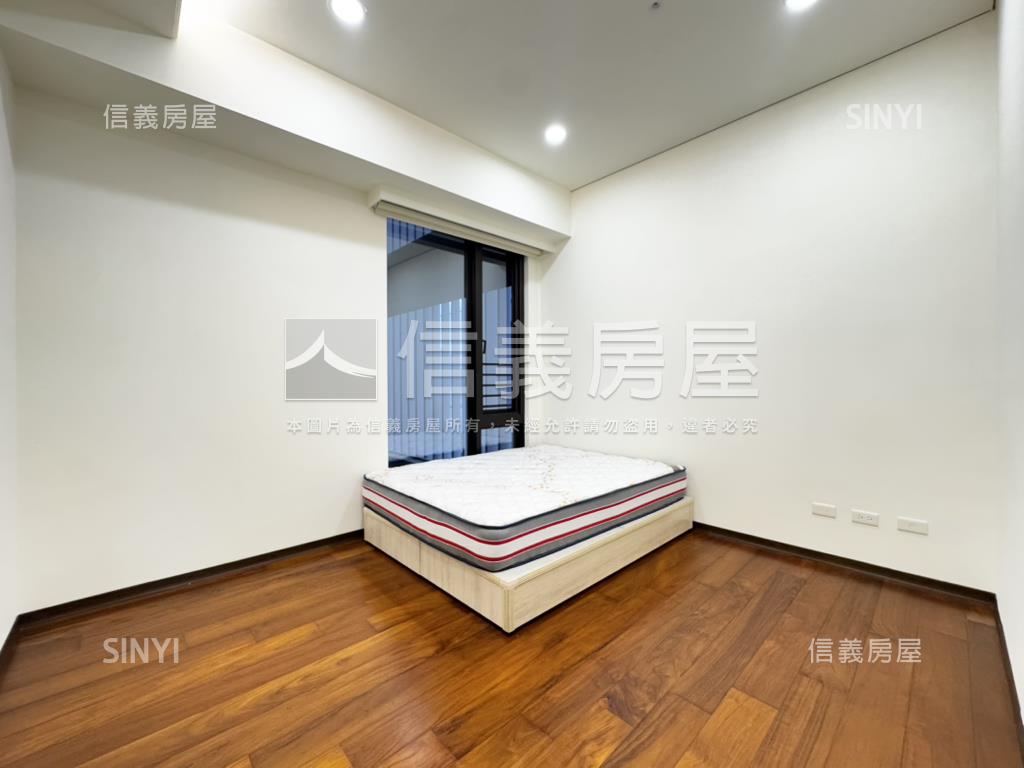 稀有·淳青闊境四房美宅房屋室內格局與周邊環境