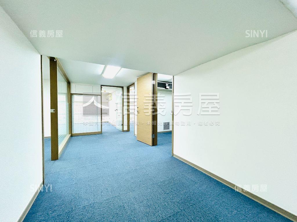 正民權東路內科挑高辦公室房屋室內格局與周邊環境