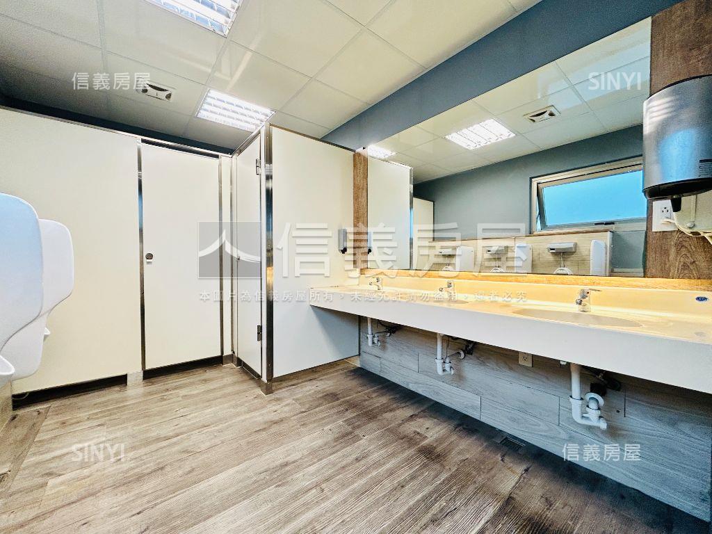 正民權東路內科挑高辦公室房屋室內格局與周邊環境