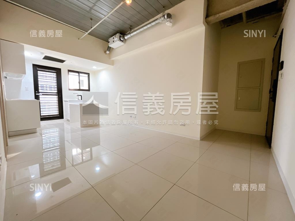 市政一號☆兩房車位房屋室內格局與周邊環境