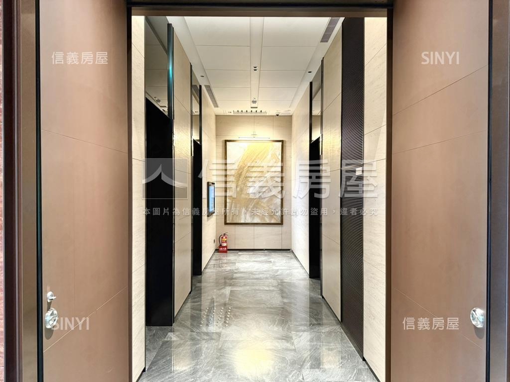 誠華固碧波河景大三房車位房屋室內格局與周邊環境