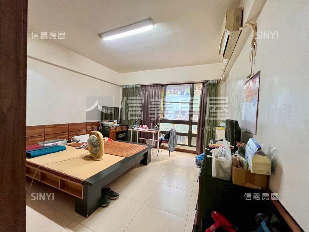 高醫建工商圈屋況佳金透店房屋室內格局與周邊環境