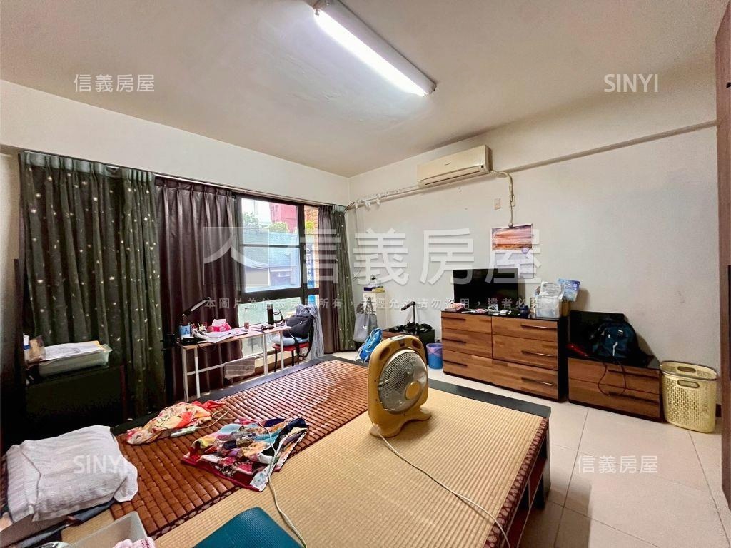 高醫建工商圈屋況佳金透店房屋室內格局與周邊環境