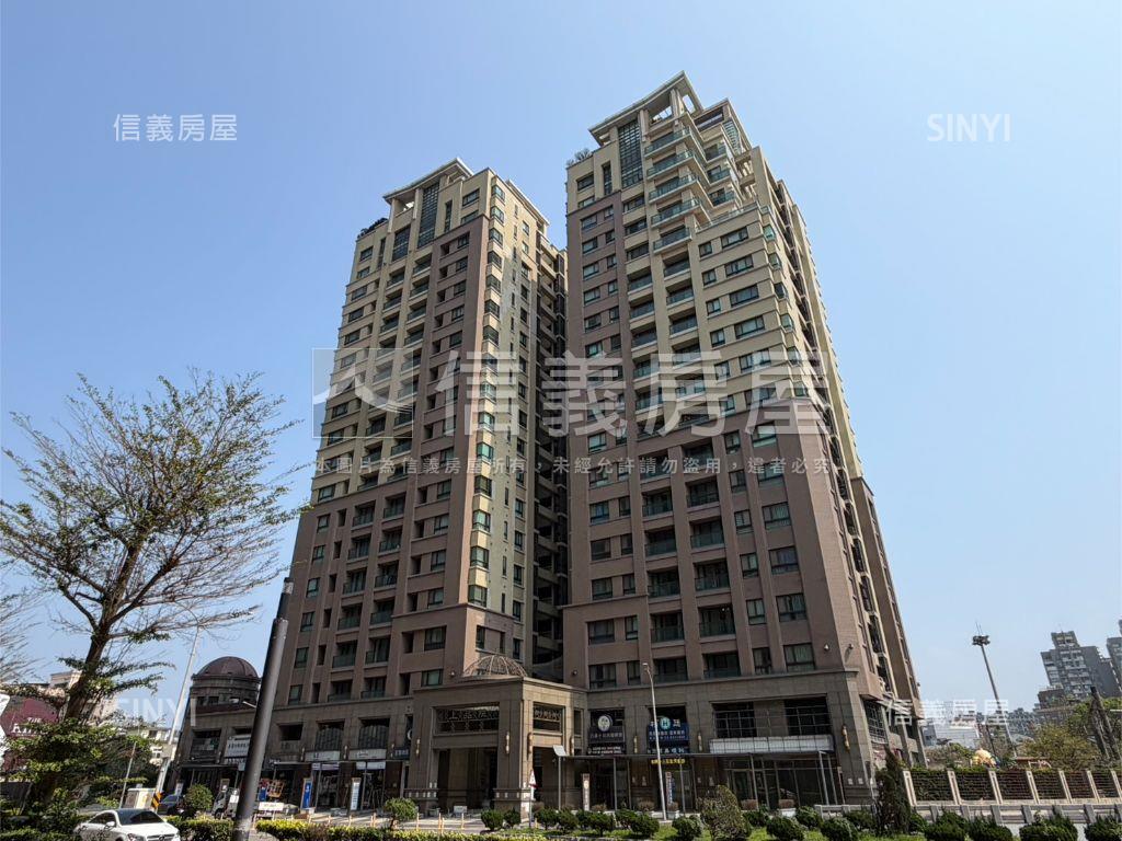 近巨城高樓典雅美三房雙車房屋室內格局與周邊環境