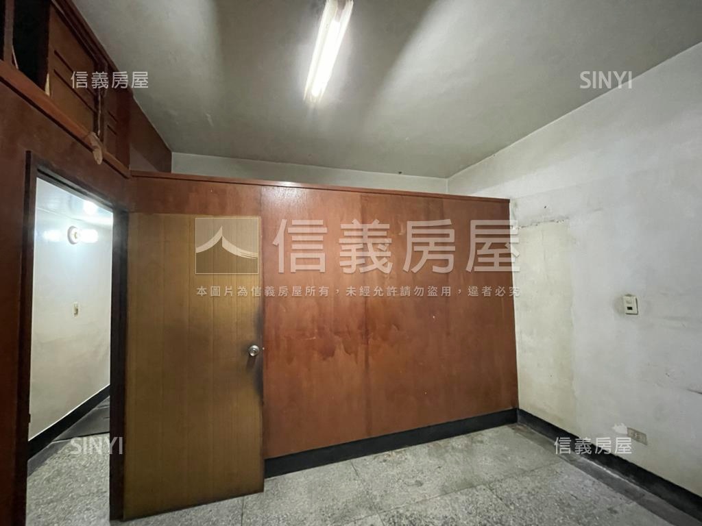 專任稀有長泰街一樓房屋室內格局與周邊環境
