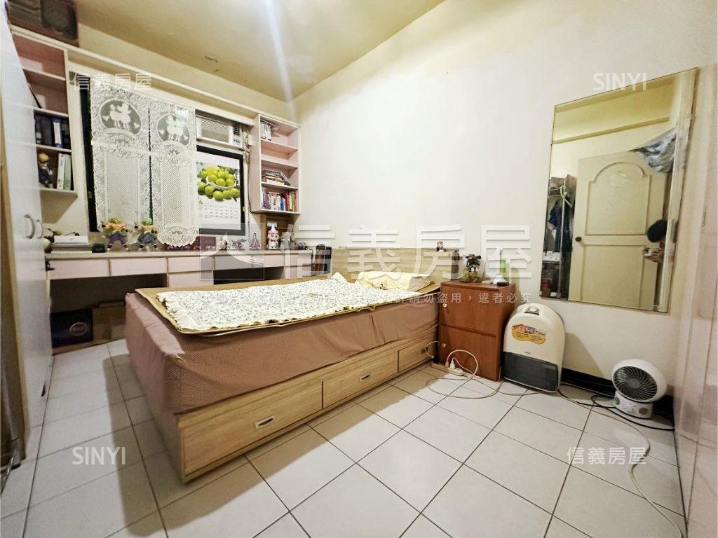 勝利路淨美經典二樓房屋室內格局與周邊環境