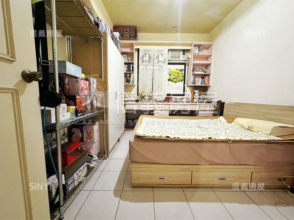 勝利路淨美經典二樓房屋室內格局與周邊環境