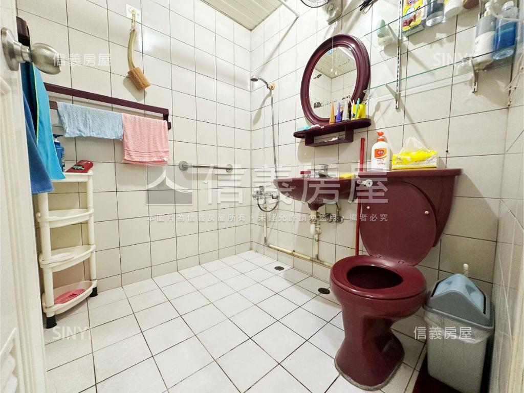 勝利路淨美經典二樓房屋室內格局與周邊環境