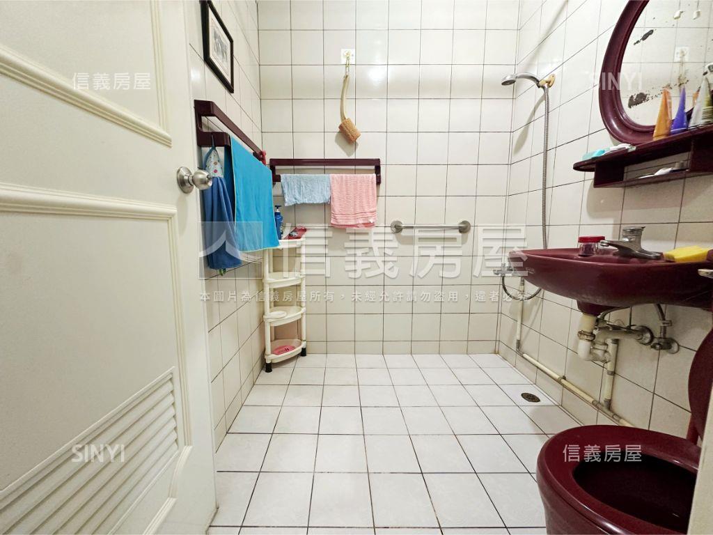 勝利路淨美經典二樓房屋室內格局與周邊環境