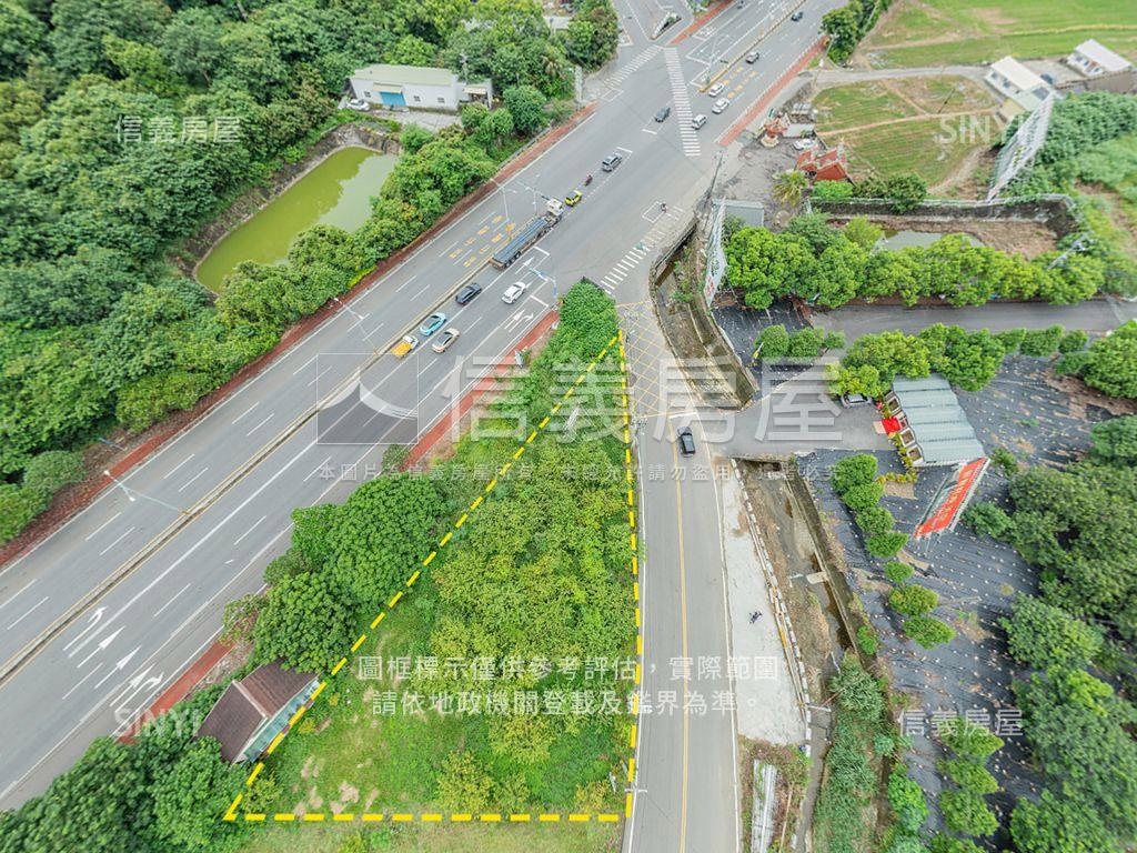 臨７４快官大大的土地房屋室內格局與周邊環境