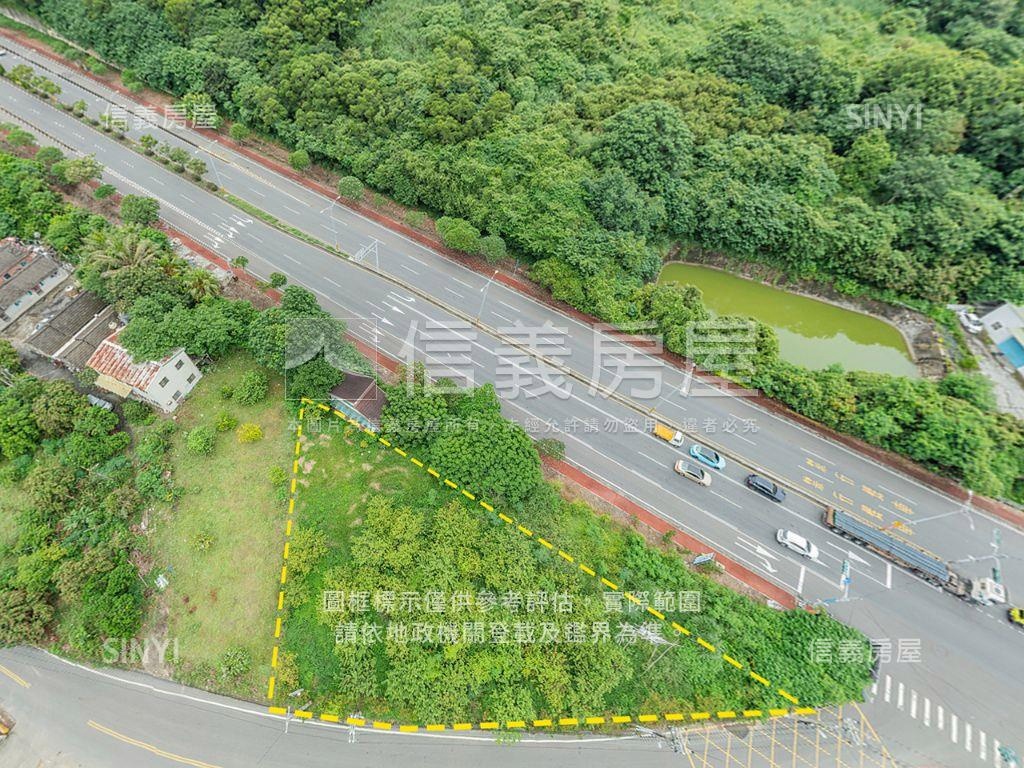 臨７４快官大大的土地房屋室內格局與周邊環境