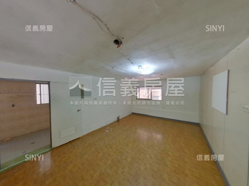 近雙車站一樓復古美寓房屋室內格局與周邊環境