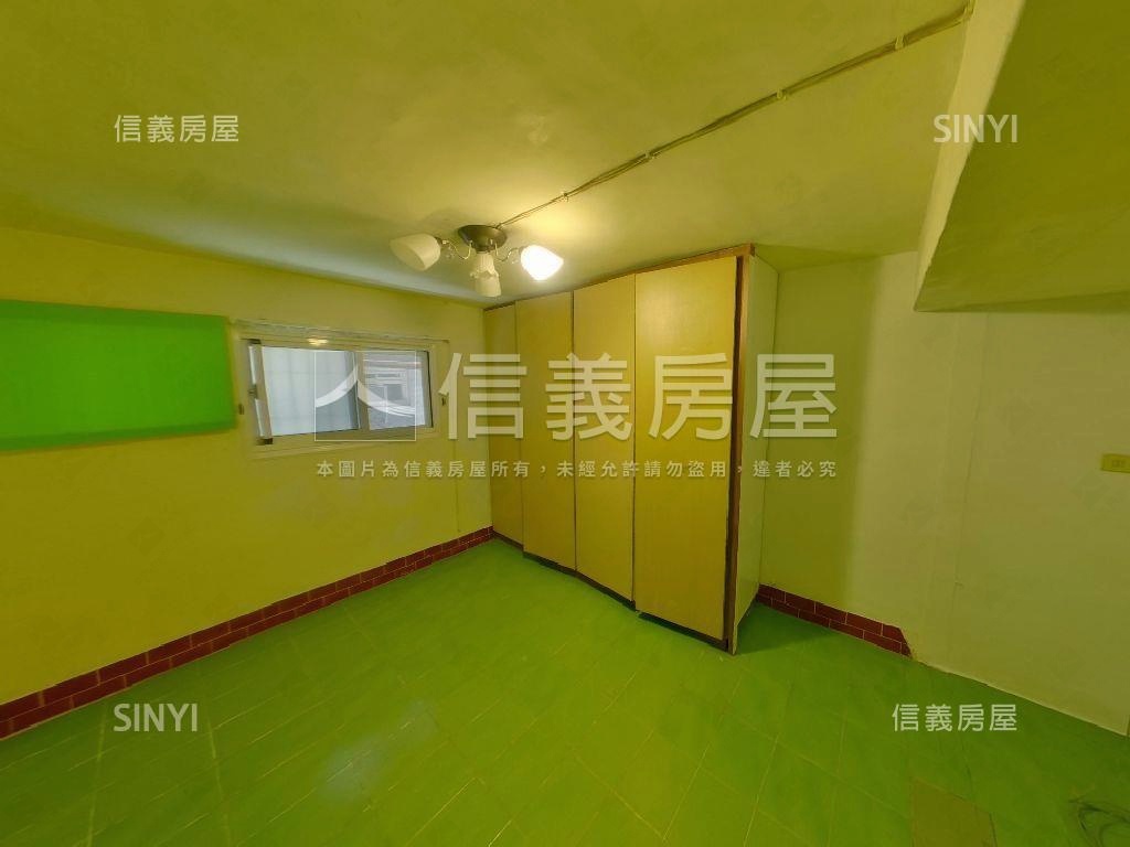 近雙車站一樓復古美寓房屋室內格局與周邊環境