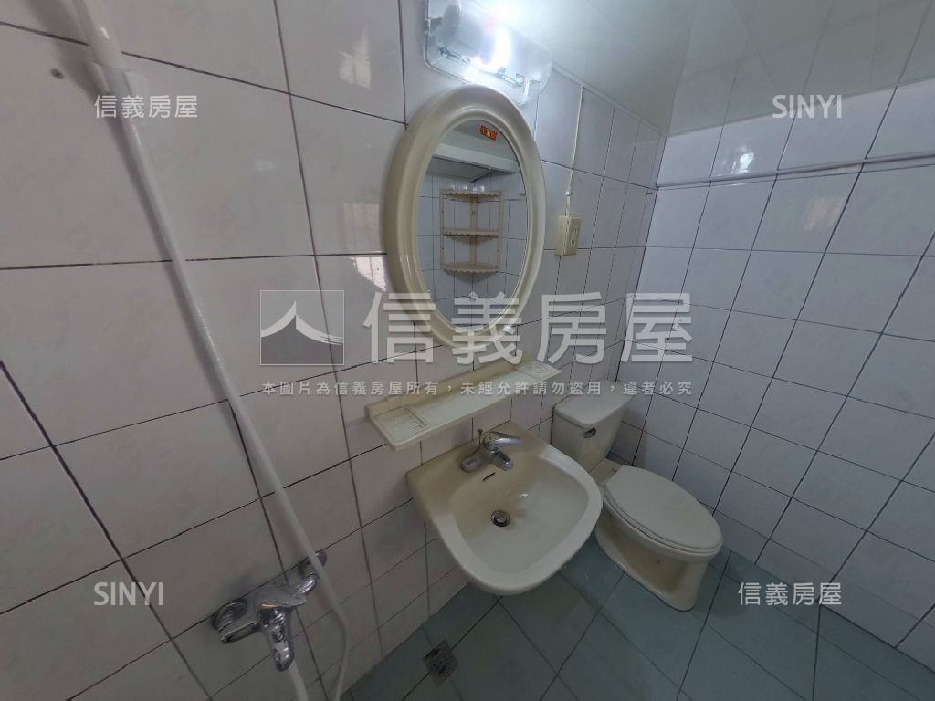 近雙車站一樓復古美寓房屋室內格局與周邊環境
