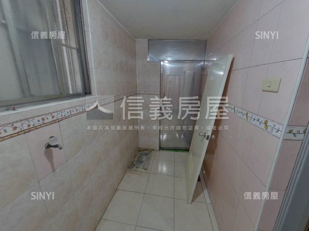 近雙車站一樓復古美寓房屋室內格局與周邊環境