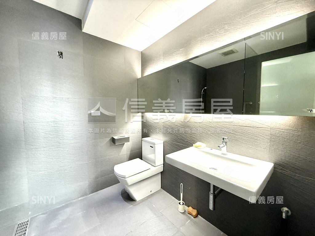 觀山觀海大三房平車房屋室內格局與周邊環境