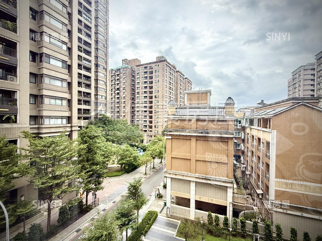 北大森閣２＋１房車位房屋室內格局與周邊環境