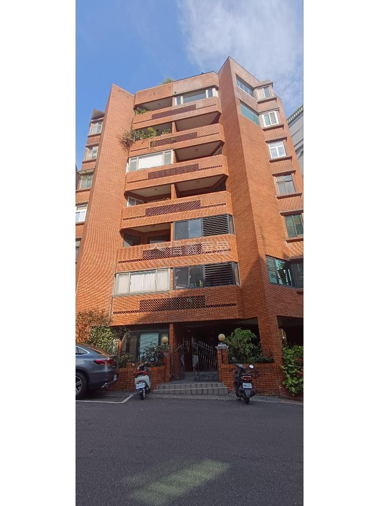 中山北路七段幽靜美廈房屋室內格局與周邊環境