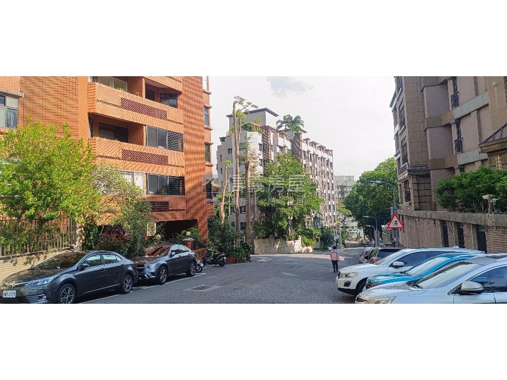 中山北路七段幽靜美廈房屋室內格局與周邊環境