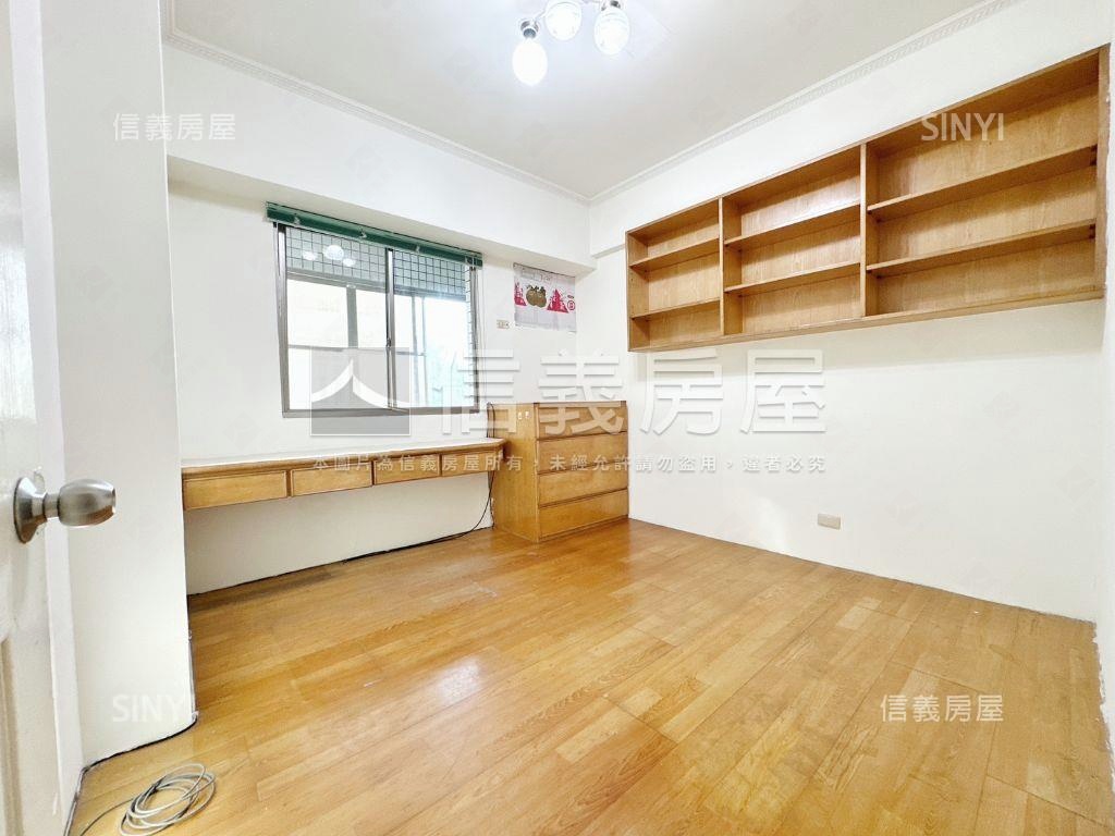 東光學區稀有大空間露臺宅房屋室內格局與周邊環境