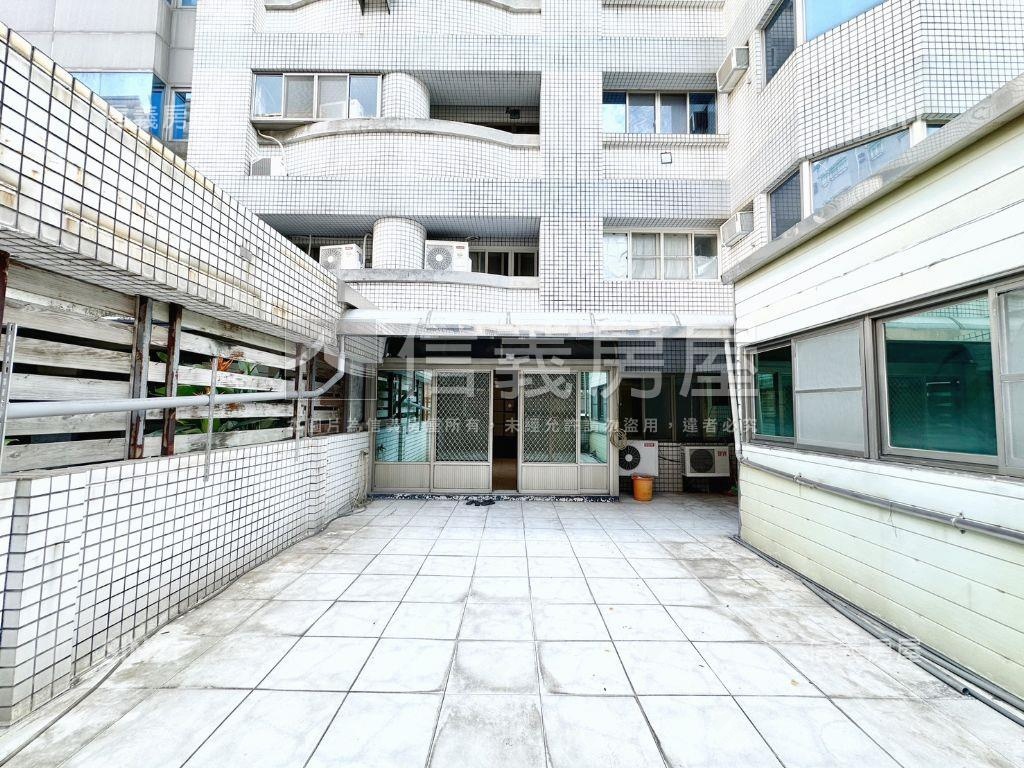 東光學區稀有大空間露臺宅房屋室內格局與周邊環境