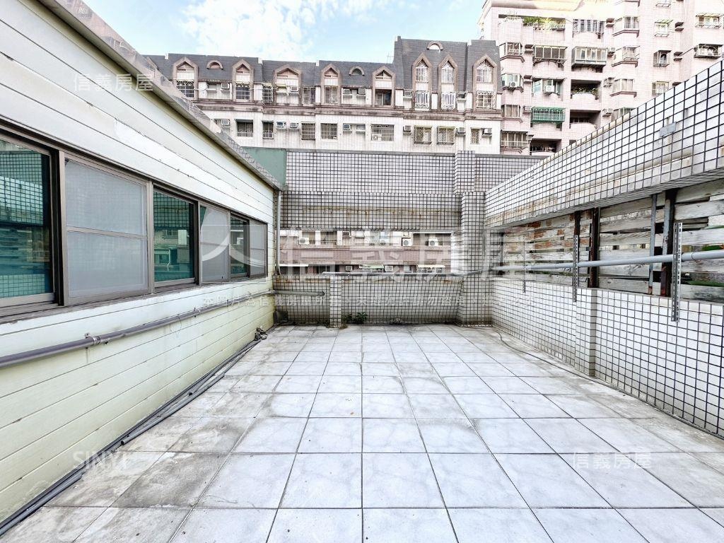 東光學區稀有大空間露臺宅房屋室內格局與周邊環境
