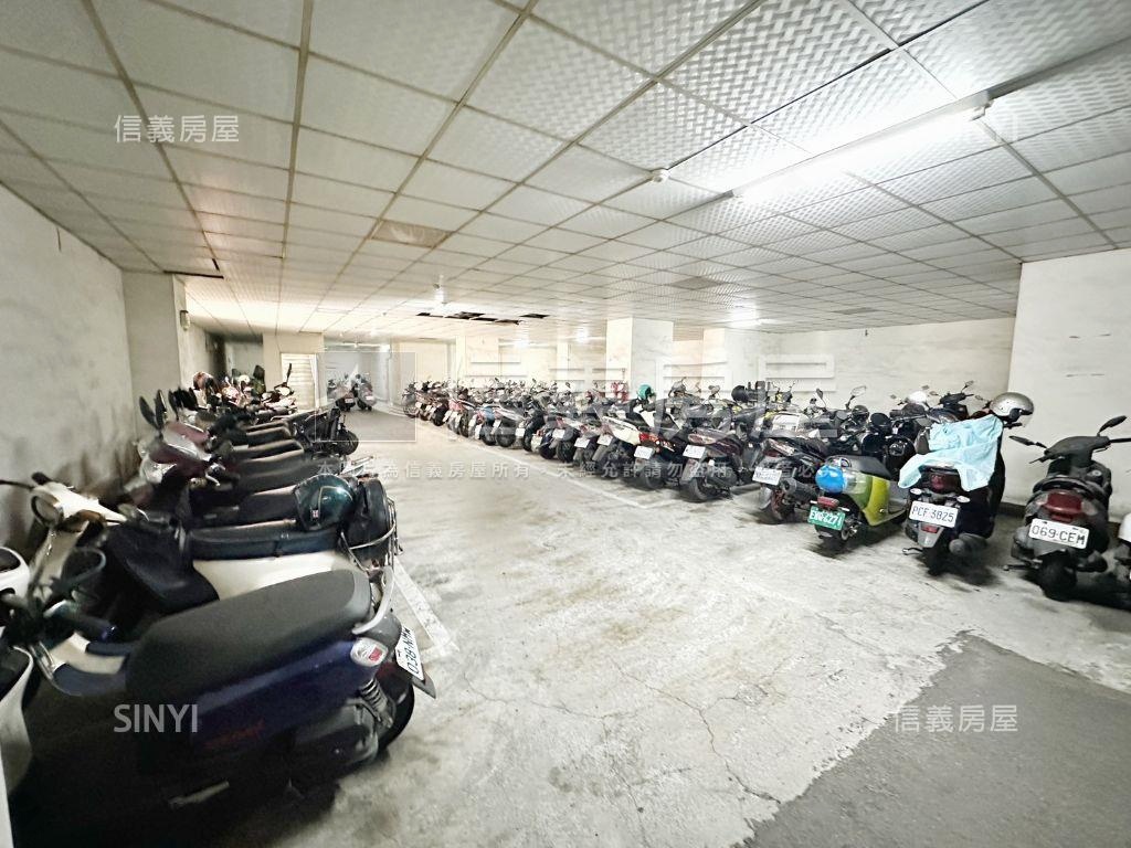 東光學區稀有大空間露臺宅房屋室內格局與周邊環境